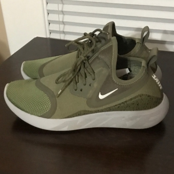 Nike Shoes - Women's Nike